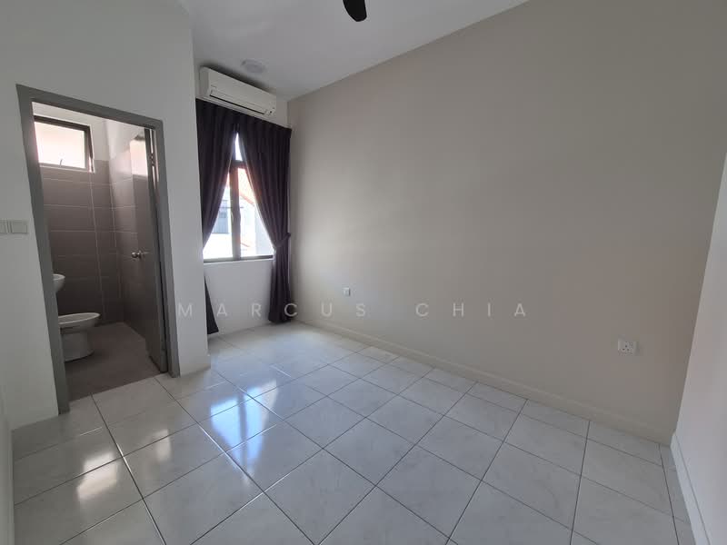 2-storey Terraced House for Sale in Taman Dato Onn (Johor Bahru) - Marcus Chia - Bathroom - PropertyGuru.com.my