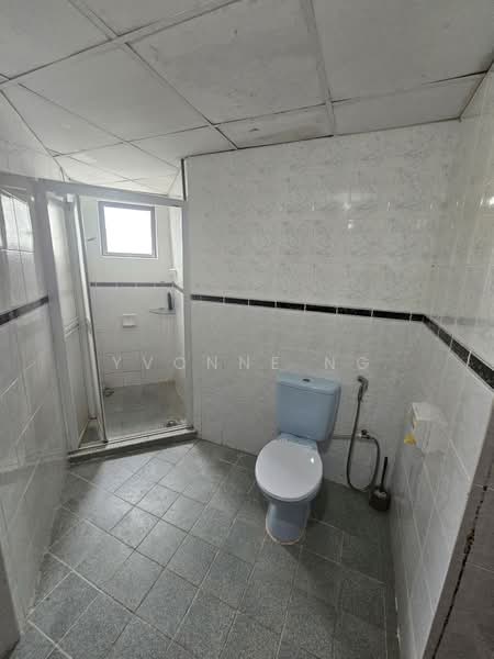 Apartment for Rent at Seri Mutiara Apartment - Yvonne Ng - Bathroom - PropertyGuru.com.my