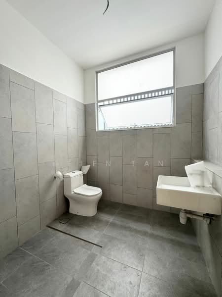 2-storey Terraced House for Sale in Skudai (Johor) - Helen Tan - Bathroom - PropertyGuru.com.my