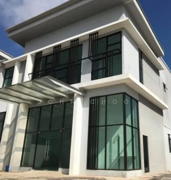 Setia Business Park 2 @ Dato Onn / Kempas 1.5 Storey Cluster Factory For Sale untuk Untuk Dijual - RM 2,500,000, Mac 2026 - Exterior - PropertyGuru.com.my