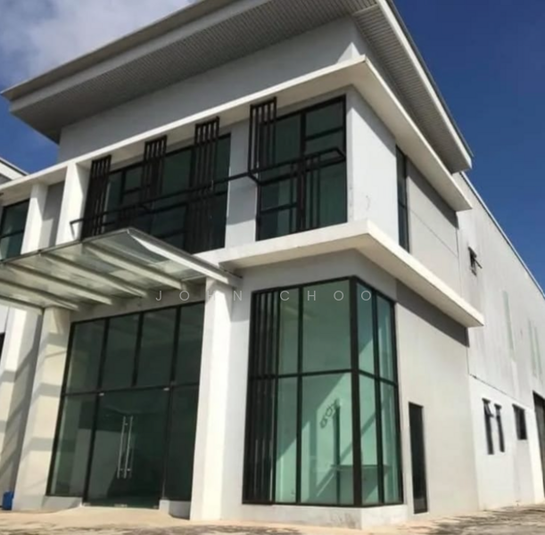 Setia Business Park 2 @ Dato Onn / Kempas 1.5 Storey Cluster Factory For Sale untuk Untuk Dijual - RM 2,500,000, Mac 2026 - Exterior - PropertyGuru.com.my