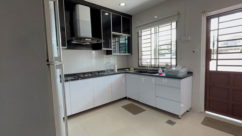 Bungalow for Sale in Setia Tropika (Johor Bahru) - Serene Teh - Kitchen - PropertyGuru.com.my