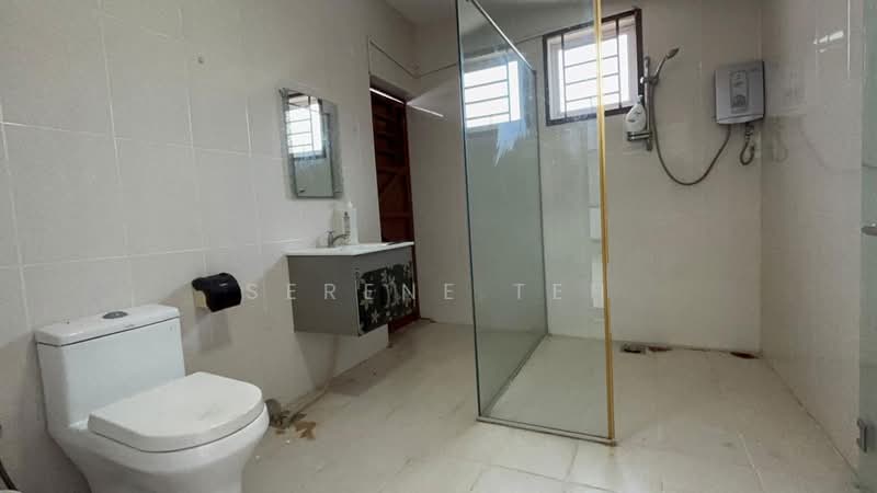 Bungalow for Sale in Setia Tropika (Johor Bahru) - Serene Teh - Bathroom - PropertyGuru.com.my