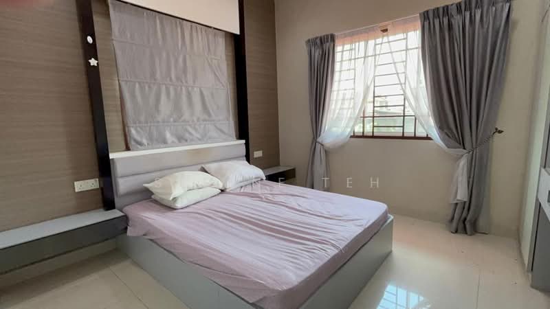 Bungalow for Sale in Setia Tropika (Johor Bahru) - Serene Teh - Bedroom - PropertyGuru.com.my