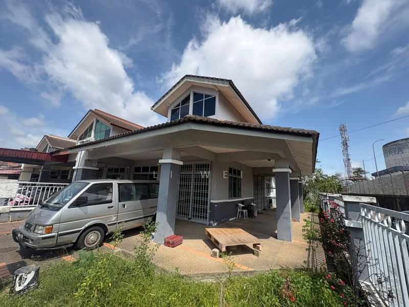1-storey Terraced House for Rent in Taman Gaya (Ulu Tiram) - Li Wei - Exterior - PropertyGuru.com.my