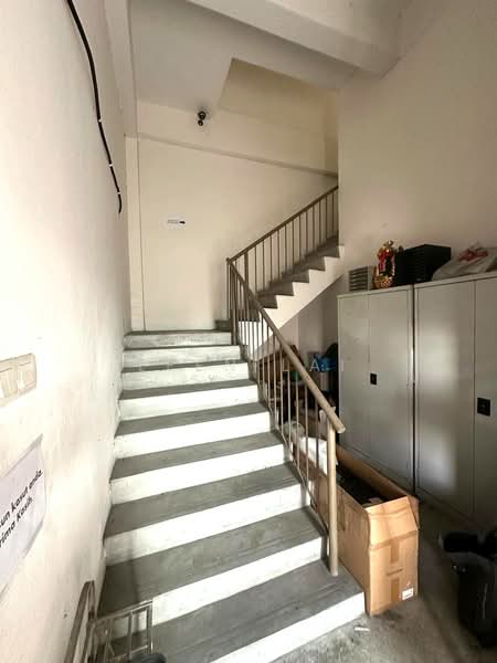 Semi-D Factory for Rent in Taman Perindustrian Sri Plentong (Masai) - Leen Lai - Corridor - PropertyGuru.com.my