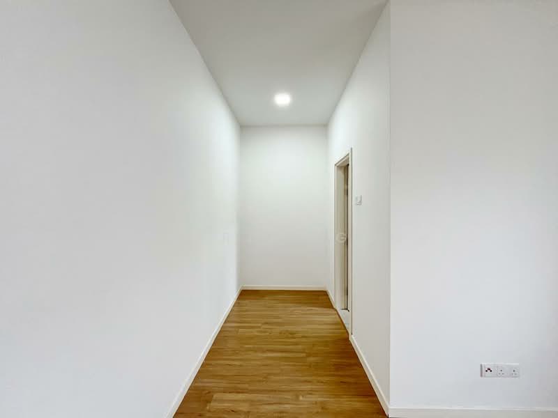 Terraced House for Rent in Bandar Saujana Putra (Tanjong Duabelas) - Charlie Gan - Corridor - PropertyGuru.com.my