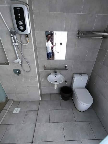 Cube 8 Teens untuk Untuk Disewa - RM 1,800 /bulan, Mac 2026 - Bathroom - PropertyGuru.com.my