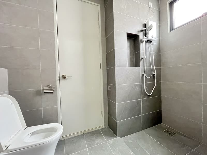 2-storey Terraced House for Rent in Telok Panglima Garang (Selangor) - Charlie Gan - Bathroom - PropertyGuru.com.my