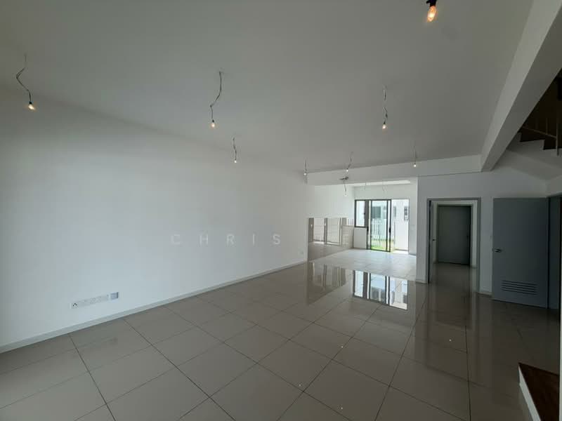 2-storey Terraced House for Sale in Bandar Gamuda Cove (Dengkil) - Chris Lee - Living Room - PropertyGuru.com.my