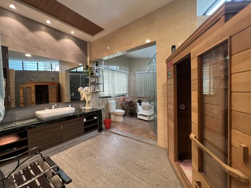 Bungalow for Sale in Country Heights (Kajang) - Jeffrey Pang - Bathroom - PropertyGuru.com.my