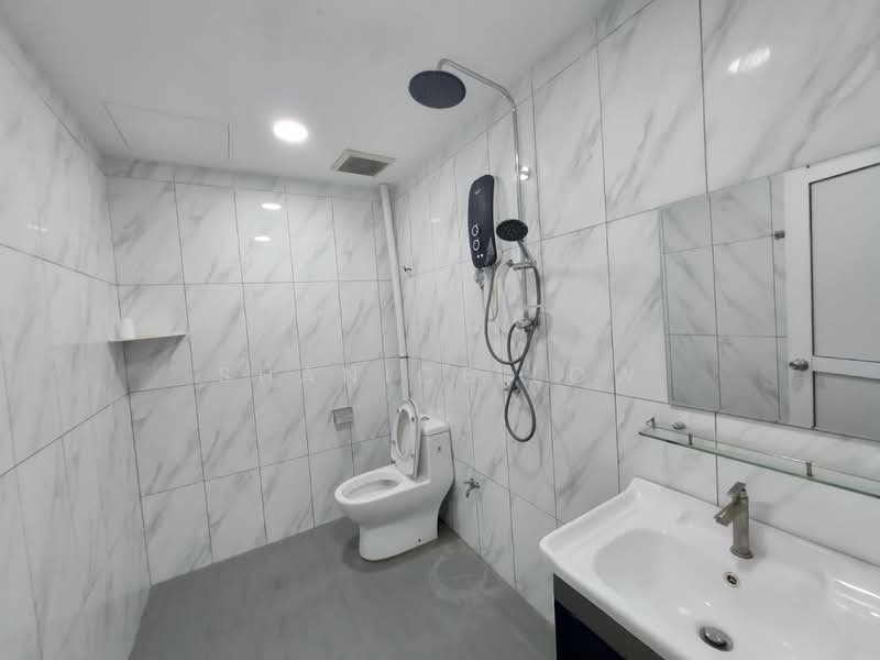 Taman Mutiara Indah untuk Untuk Dijual - RM 1,300,000, Mac 2026 - Bathroom - PropertyGuru.com.my