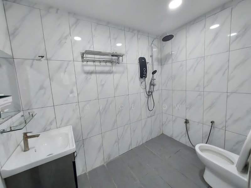 Taman Mutiara Indah untuk Untuk Dijual - RM 1,300,000, Mac 2026 - Bathroom - PropertyGuru.com.my