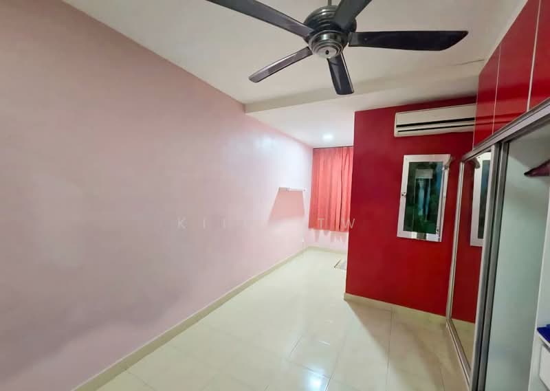 3-storey Terraced House for Sale in Laman Rimbunan (Kepong) - Kiing TW - Bedroom - PropertyGuru.com.my