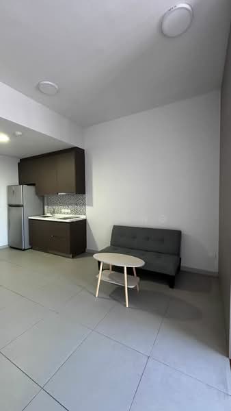 Service Residence for Rent at Seventeen Mall & Residences (Biji Living) - YY Wong - Kitchen - PropertyGuru.com.my