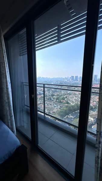 Seventeen Mall & Residences untuk Untuk Disewa - RM 2,200 /bulan, Mac 2026 - Balcony - PropertyGuru.com.my