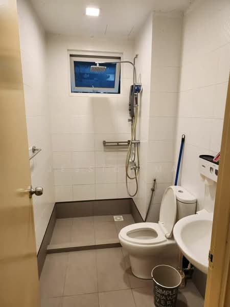 Seasons Amara Larkin untuk Untuk Disewa - RM 1,900 /bulan, Mac 2026 - Bathroom - PropertyGuru.com.my
