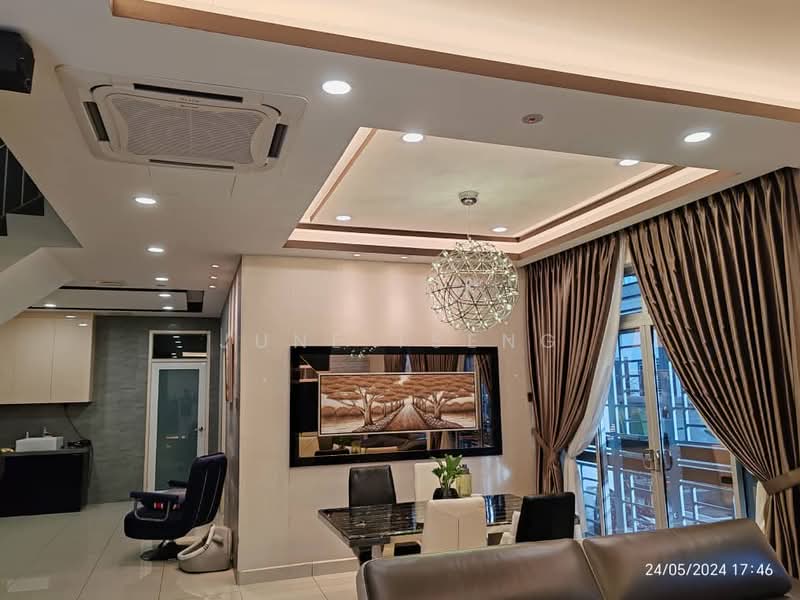 Cluster House for Sale in Ulu Tiram (Johor) - June Tseng - Living Room - PropertyGuru.com.my