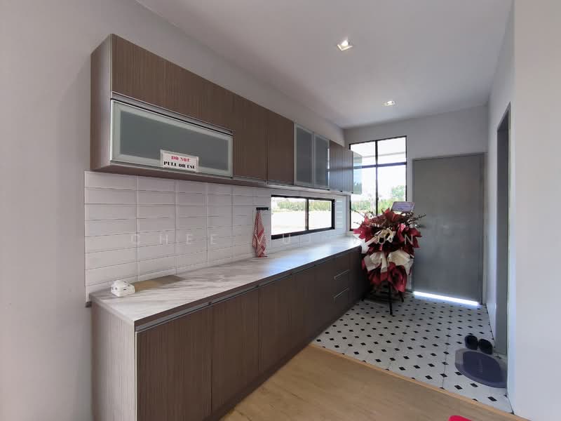 1-storey Terraced House for Sale in Papar (Sabah) - Chee Vui Vun - Kitchen - PropertyGuru.com.my