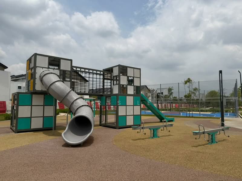 2-storey Terraced House for Sale in Bandar Gamuda Cove (Dengkil) - Chris Lee - Exterior - PropertyGuru.com.my