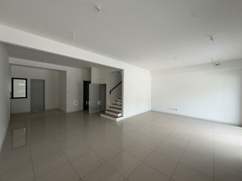 2-storey Terraced House for Sale in Bandar Gamuda Cove (Dengkil) - Chris Lee - Living Room - PropertyGuru.com.my