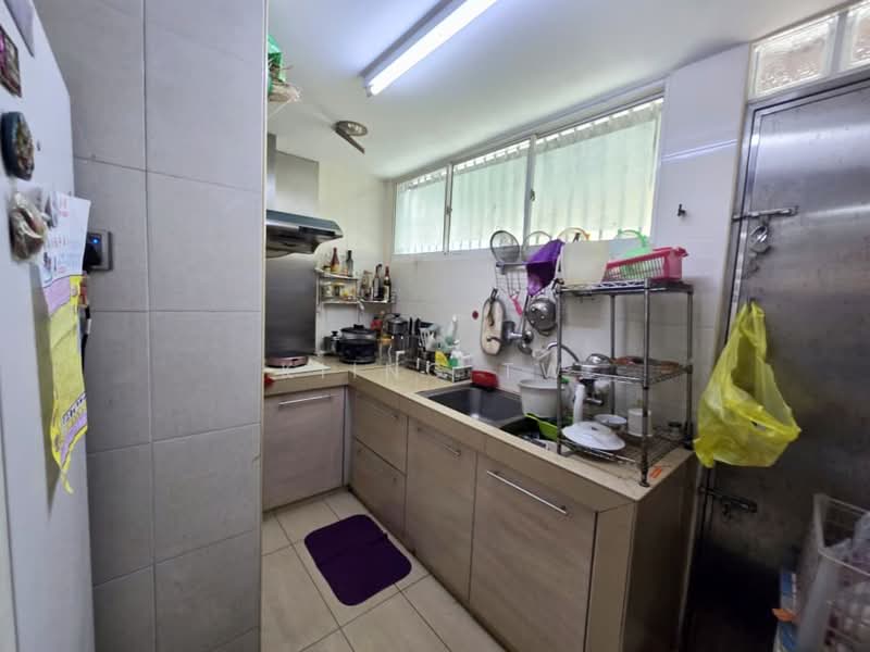 Rumah Teres 2-Tingkat untuk Dijual di Taman Megah Kepong (Kepong) - Kiing TW - Kitchen - PropertyGuru.com.my