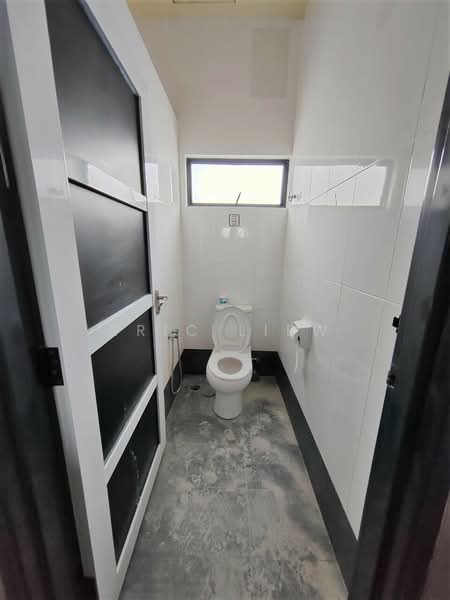 Shop for Rent in Danau Kota (Setapak) - Eric Liew - Bathroom - PropertyGuru.com.my