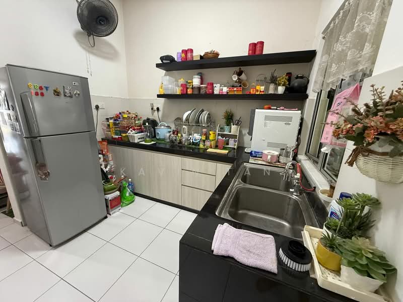 Rumah Teres 2 Tingkat untuk Dijual di Nusa Bayu (Iskandar Puteri (Nusajaya)) - Kavin Tan - Kitchen - PropertyGuru.com.my