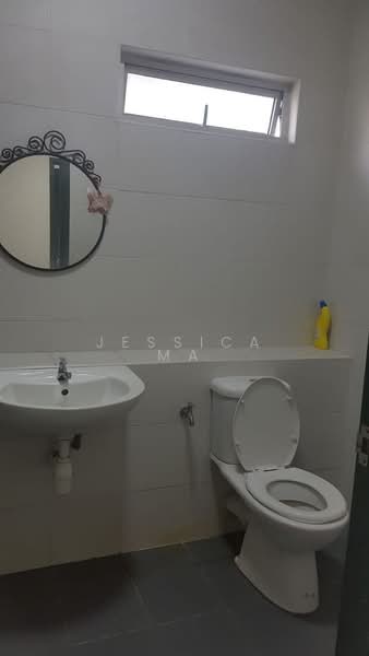Service Residence for Rent at D'Ambience Residences (Pangsapuri Ikatan Flora) - Jessica Ma - Bathroom - PropertyGuru.com.my