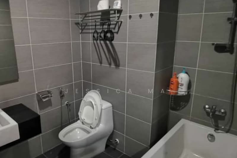 Condominium for Rent at KSL D'Esplanade Residence - Jessica Ma - Bathroom - PropertyGuru.com.my