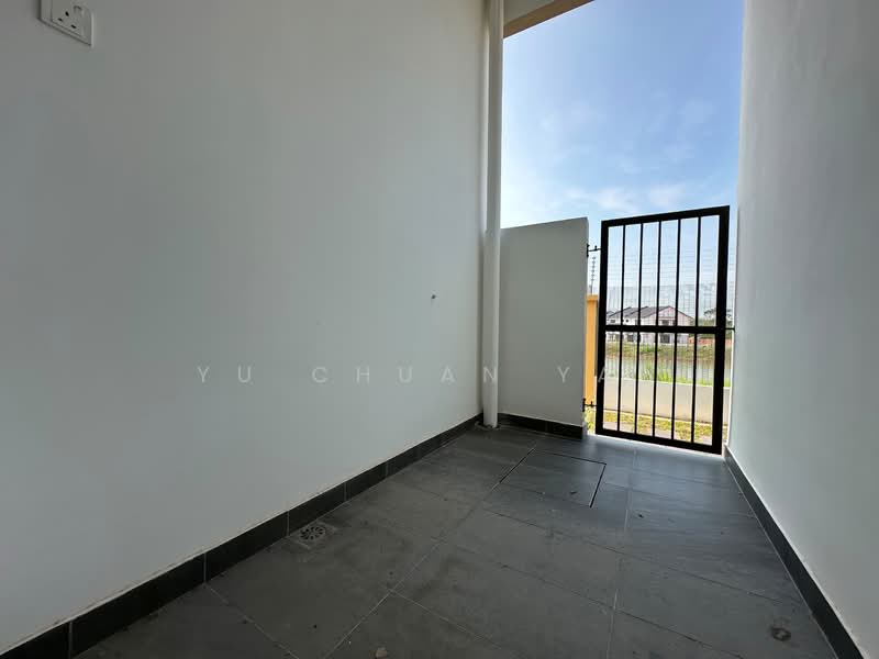 Rumah Teres 2 Tingkat untuk Dijual di Tanjong Minyak (Melaka) - Yu Chuan Yau - Exterior - PropertyGuru.com.my
