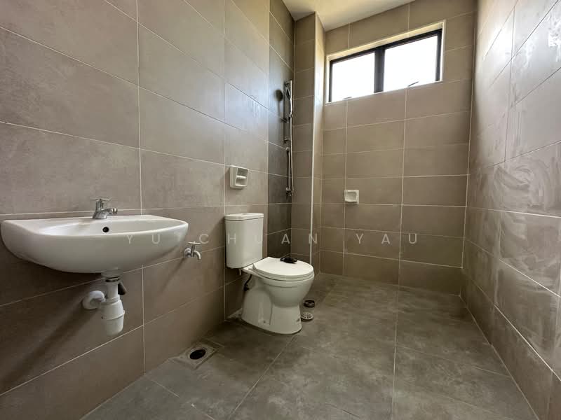 Rumah Teres 2 Tingkat untuk Dijual di Tanjong Minyak (Melaka) - Yu Chuan Yau - Bathroom - PropertyGuru.com.my