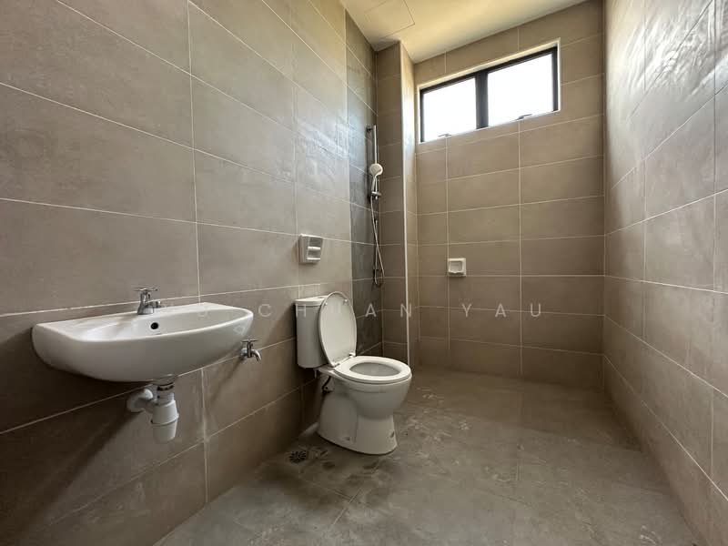 Rumah Teres 2 Tingkat untuk Dijual di Tanjong Minyak (Melaka) - Yu Chuan Yau - Bathroom - PropertyGuru.com.my