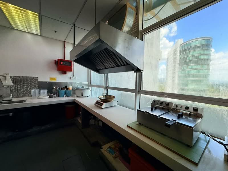 Rumah Niaga untuk Disewa di Taman Tun Dr Ismail (Kuala Lumpur) - Daniel Leong - Kitchen - PropertyGuru.com.my