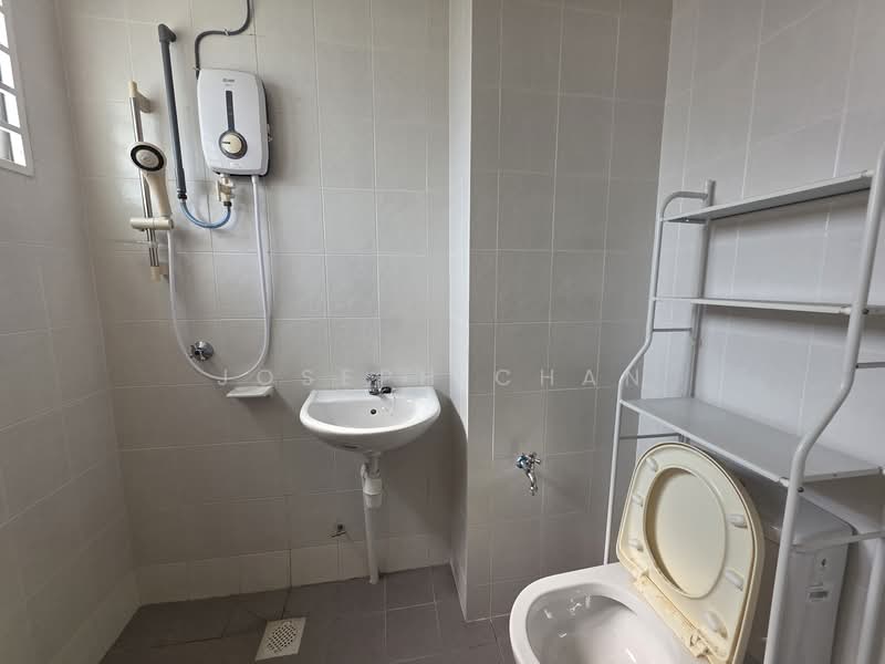 Seri Pinang untuk Untuk Dijual - RM 300,000, Mac 2026 - Bathroom - PropertyGuru.com.my