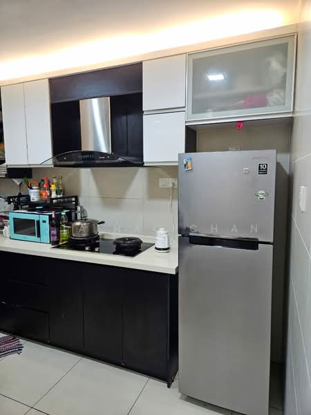 Condominium for Rent at Hijauan Puteri Condominium - Jia Hao Chan - Kitchen - PropertyGuru.com.my