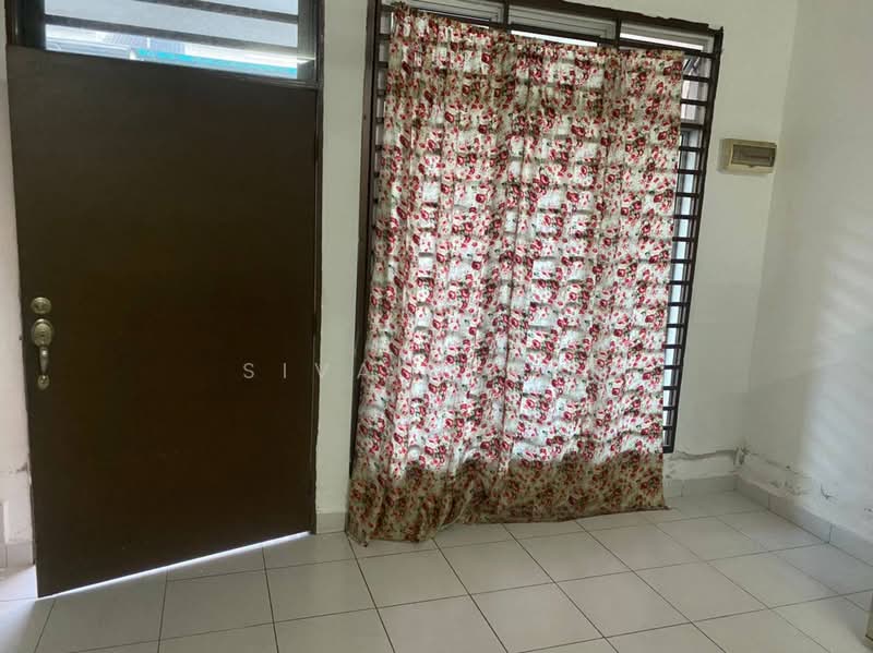 2-storey Terraced House for Sale in Senai (Kulai) - Siva Stark - Entrance - PropertyGuru.com.my
