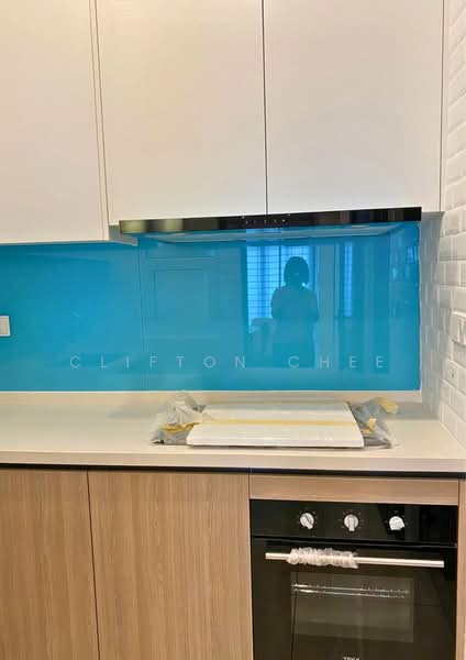 Condominium for Sale at Queens Residences Q1 @ Queens Waterfront - Clifton Chee - Kitchen - PropertyGuru.com.my