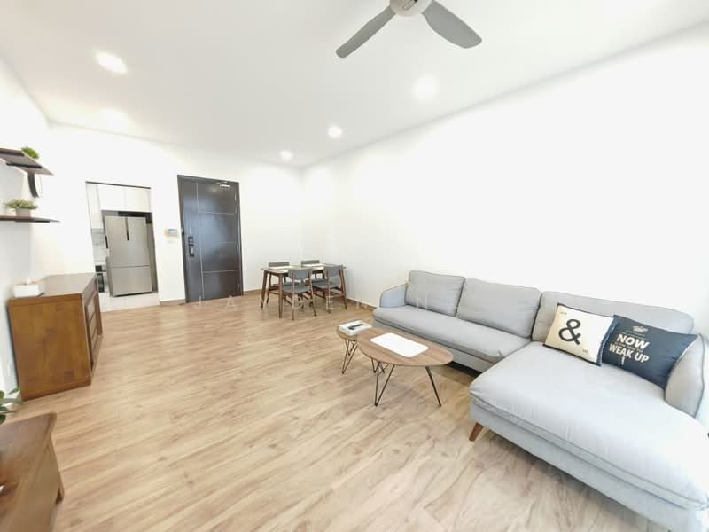 Service Residence for Sale at D'Summit Residences - Jayden Neo - Living Room - PropertyGuru.com.my