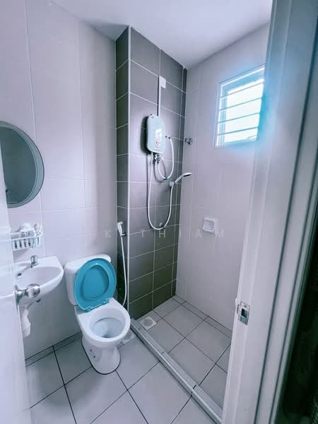 2-storey Terraced House for Sale in Kota Kemuning (Shah Alam) - SK Thiam - Bathroom - PropertyGuru.com.my