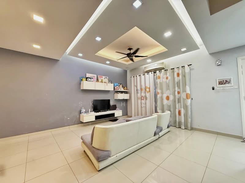 Rumah Teres 2 Tingkat untuk Dijual di Kemuning Utama (Shah Alam) - SK Thiam - Living Room - PropertyGuru.com.my