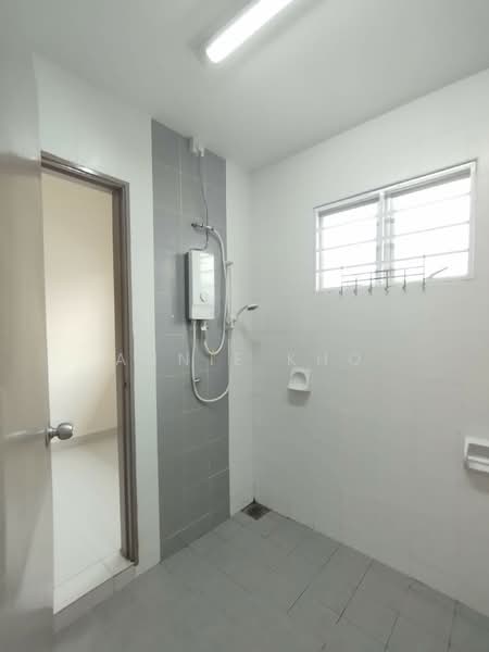 Rumah Teres 2 Tingkat untuk Disewa di Alam Nusantara (Setia Alam) - Annie Kho - Bathroom - PropertyGuru.com.my