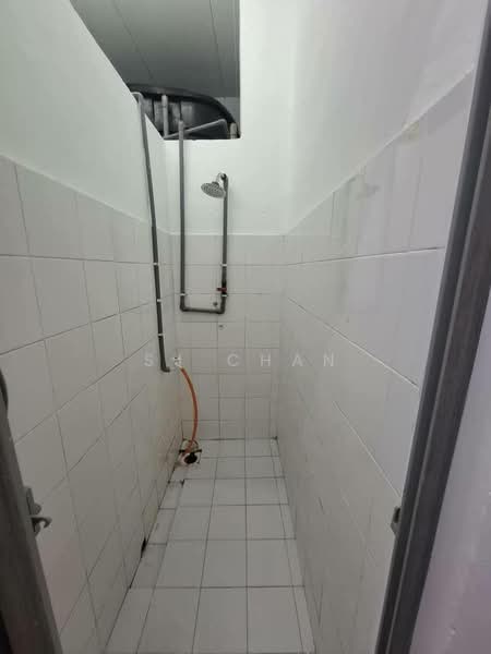 Flat for Rent at Taman Mutiara Rini - SJ CHAN - Bathroom - PropertyGuru.com.my