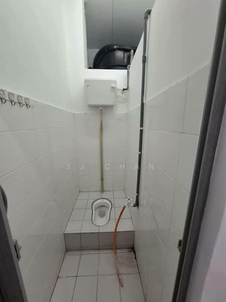 Flat for Rent at Taman Mutiara Rini - SJ CHAN - Bathroom - PropertyGuru.com.my
