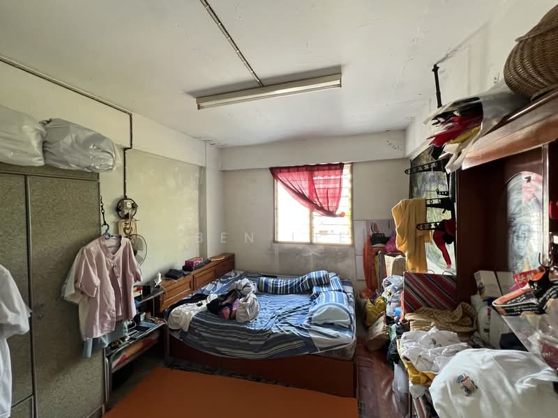 Flat for Sale at Bukit Gedong - Ben Lee - Bedroom - PropertyGuru.com.my