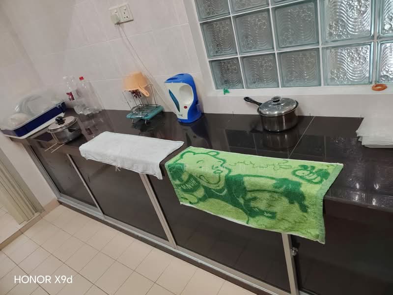Aliran Damai untuk Untuk Disewa - RM 700 /bulan, Mac 2026 - Kitchen - PropertyGuru.com.my