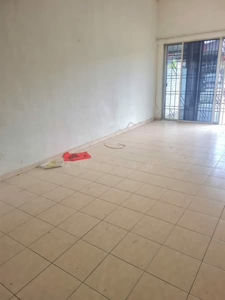 Jalan Bendera 2, Taman Bukit Bendera Mentakab Pahang untuk Untuk Dijual - RM 188,000, Mac 2026 - Living Room - PropertyGuru.com.my