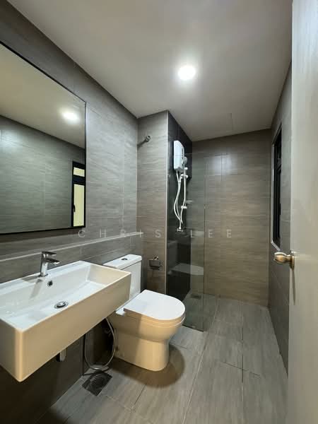 Maya Bay Residences @ Gamuda Cove untuk Untuk Disewa - RM 1,750 /bulan, Mac 2026 - Bathroom - PropertyGuru.com.my