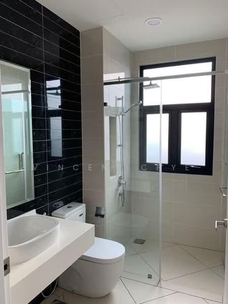 Sky Condominium (Skyz Residence) untuk Untuk Disewa - RM 2,900 /bulan, Mac 2026 - Bathroom - PropertyGuru.com.my