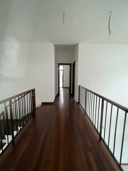 Semi-Detached House for Sale in Telok Panglima Garang (Selangor) - Chris Lee - Corridor - PropertyGuru.com.my